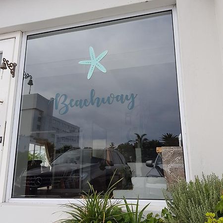 Beachway Guesthouse Порт-Элизабет Экстерьер фото